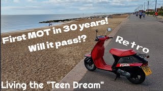 1985 Honda Vision NE50 - First MOT in 30 years! Classic Vintage Retro Scooter Moped 50cc Learner JDM