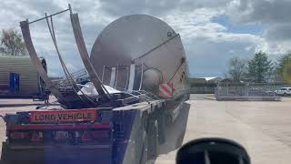 O’NEILLS transporting a20 m silo