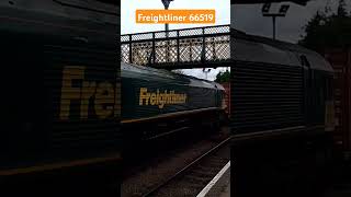 Freightliner 66519 Passing Trimley station 10/7/24 #trimley #railway #class66 #freightliner #train