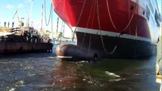 Wodowanie statku Bergensfjord w Stoczni Gdańskiej.Big Ship Launching. – kopia