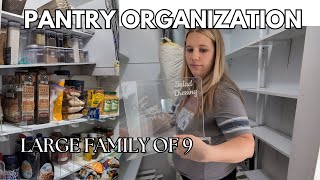 REALISTIC PANTRY ORGANIZATION HACKS || MAXIMIZING SMALL PANTRY SPACE #pantry #pantryorganization