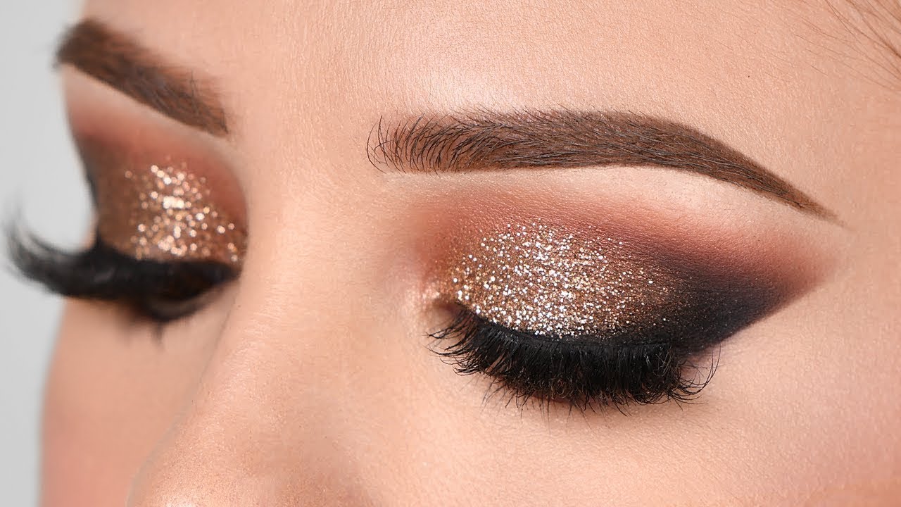 GOLD GLITTER Smokey Eye Makeup Tutorial 202 - YouTube