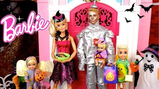 Barbie \u0026 Ken Family Fall Evening Routine Fun Baking \u0026 Halloweens DIY Costumes