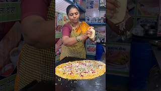 Famous aunty selling unique cut dosa in Pune #shorts