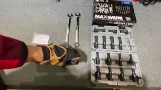 MAXIMUM 16-Piece Lug Nut Set video review by Mario