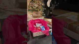 Easy DIY Gift #carepackage #giftideas #tistheseason #winter #cold