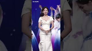 [Fancam] Cheng Xiao with her 2024 Starry Oceans team perform《星辰大海》at 37th Golden Rooster Awards