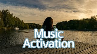 music that opens the day briskly, music that activates the brain