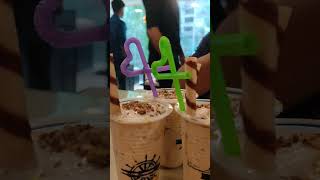 kitket shake 120 taka? can u?? #subscribe #viral #viralshort ##shorts #short #kitkat #explore