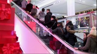 Crunch time for holiday shoppers