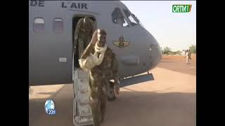 FAMa| Le ministre de la défense Col Sadio CAMARA visite le camp militaire Firoun de la région de Gao