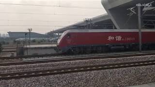 【铁路随拍(China Railway)】沪广深名套 T211(上海南～深圳)驶出杭州东站 复兴号和和谐号客串背景 本务上局沪段HXD1D-0513 20181018