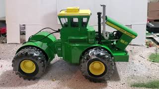 Instant Classic: 1/16 John Deere WA 17 Prestige Select from Ertl