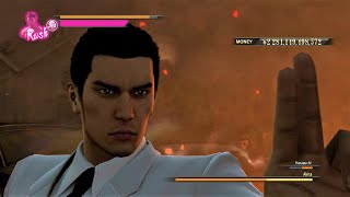 Kiryu stops a bullet with his bare hands