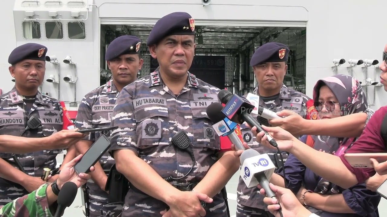 Press Conference Pangkoarmada II Laksda TNI Dr. T.S.N.B. Hutabarat, M.M ...