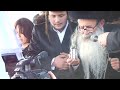 amshinover rebbe mesader kedushin at son s wedding 2 9 12