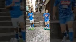 Nuovi monumenti azzurri nel cuore di Napoli: la città omaggia Osimhen e compagni #shorts