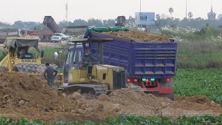 ឡានចាក់ដី អាប៉ុលរុញដី Road construction dump trucks bulldozer roller working