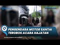 rekaman video tingkah cuek pengendara motor nekat terobos acara hajatan tamu tampak heran