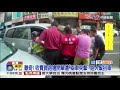 離奇 收費員路邊開單遭