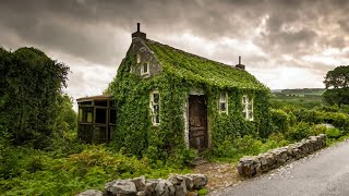 SO HAUNTED WE HAD TO RETURN | YOU WONT BELIEVE WHAT WE FOUND IN THIS ABANDONED HOUSE