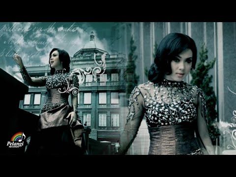 Syahrini Kau Yang Memilih Aku