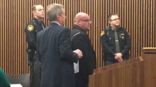 Former Cleveland detective pleads not guilty to drug charge