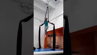 Aerial Silks Walking in the Air Training