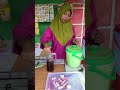 Ada yang beli teajus bawa teko sendiri