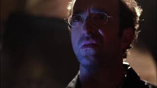 Smallville 2x17 - Clark and Dr. Virgil Swann exchanges emails