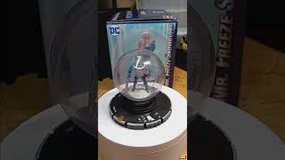 HeroClix DC Mr. Freeze Snowglobe Quick Look