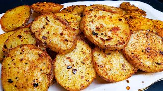 The BEST Crispy Peri Peri Roasted Potatoes | Crispy Oven Roasted Potatoes | Piri Piri Potatoes