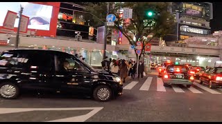 ハロウィンの騒がしい渋谷で信号無視のタクシーに轢かれそうになりクラクションを鳴らされる！【交通無法地帯・渋谷の交通違反集】2022年10月28日【東京・渋谷】