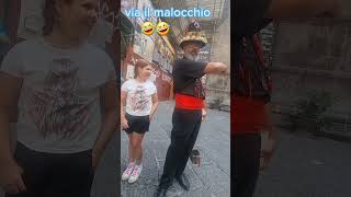 oggi cacciamo il malocchio e ci pensa lui #malocchio #napoli #napoletani #napoletanità #divertente