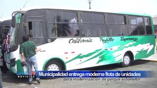 ALCALDE DE TRUJILLO BENDICE NUEVA FLOTA DE BUSES PARA TRANSPORTE PÚBLICO 04 JUNIO