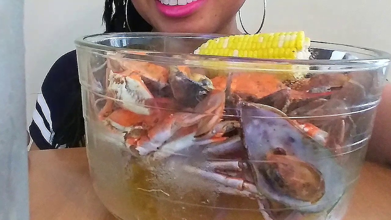 Blue Crab Eating/No Talking - YouTube