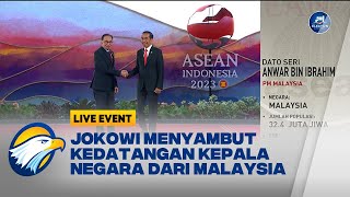 Jokowi Menyambut Kedatangan Kepala Negara Dari Malaysia