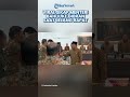 Viral Perlakuan Menteri Menteri ESDM Bahlil Lahadalia ke Gibran Jelang Rapat Perdana, Hampir Cium?