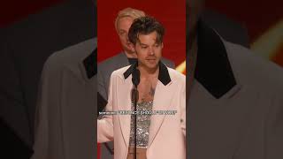 POV: Harry Styles get SCREAMED at & Taylor Swift stands up for him