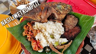 MAKAN SIANG NIKMAT DI SAUNG KEBUN