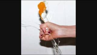 Dragon Queen - Yeah Yeah Yeahs