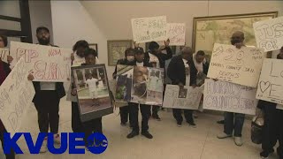 Advocacy groups push for better conditions in Texas county jails | KVUE