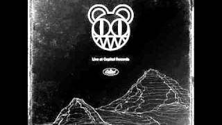 Live at Capitol Records - 02. A Punchup at a Wedding - Thom Yorke \u0026 Jonny Greenwood