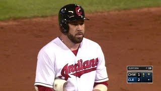 CWS@CLE: Kipnis lines a go-ahead double to center