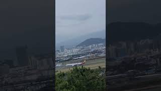 #두봉에서 바라 본 제주공항 활주로 @ 비행기착륙@runway, airstrip, landing strip @Jeju 滑走路