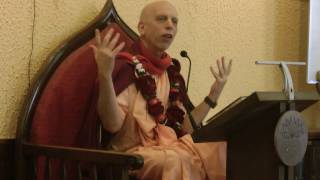 HH Prahladananda Swami - Guru, Sadhu, Shastra (SB 5.15.12-13)