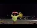 night marshaling an a320