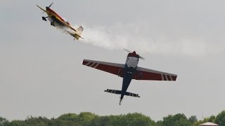 2 X 41% RC KRILL EXTRA 330 SC 3D - MIKE \u0026 CRAIG AT BLACKBUSHE RC MODEL AIRCRAFT SHOW - 2014