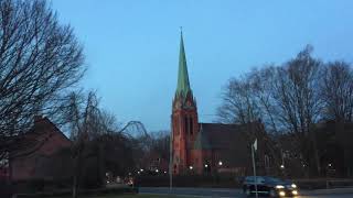 Wilhelmshaven-Bant:  Einläuten des Sonntags der evangelischen Kirche.