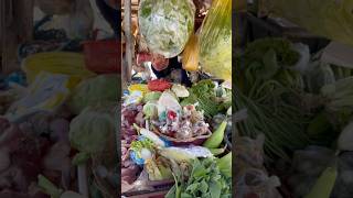 Selling vegetables on a motorbike#fruit #asianfood #food #streetfood